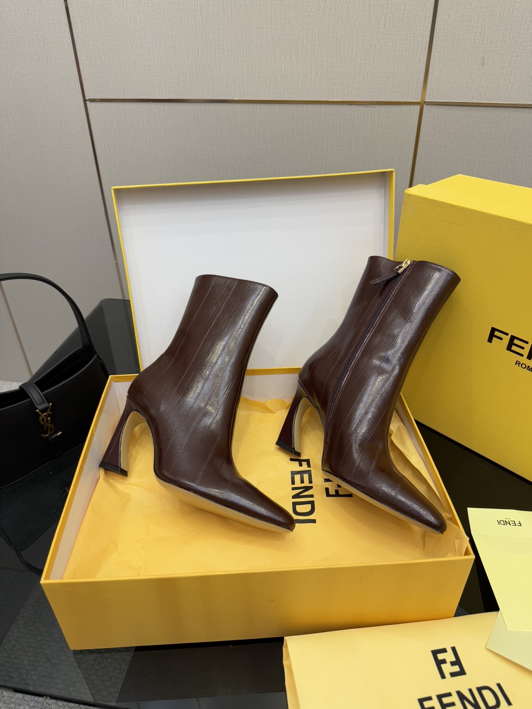 20251022/Fendi_251022-2